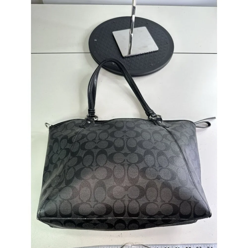 Coach Peyton Pocket Tote Black & Gray F19816 DAMAGED TRIM